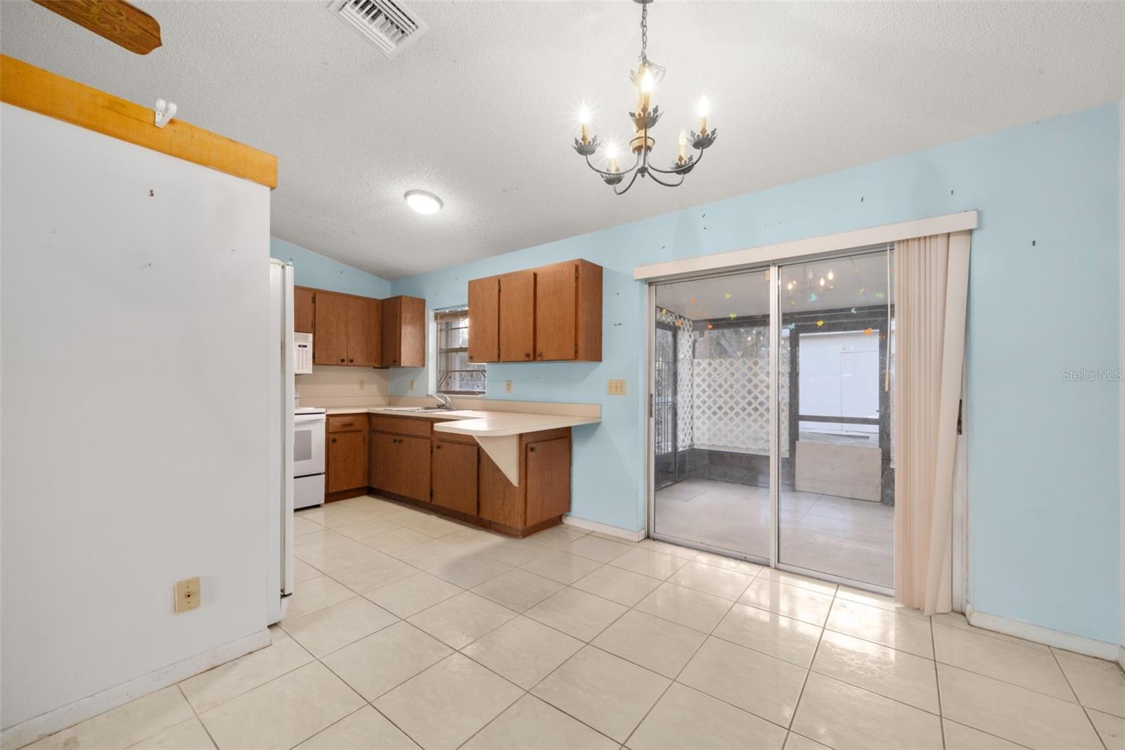 2067 N TERRAPIN RD, AVON PARK, FL — photo 11