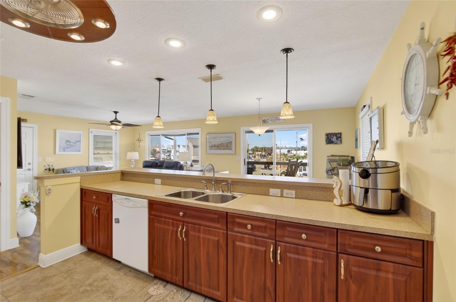 6331 LONNIE LEE LN, HUDSON, FL — photo 10