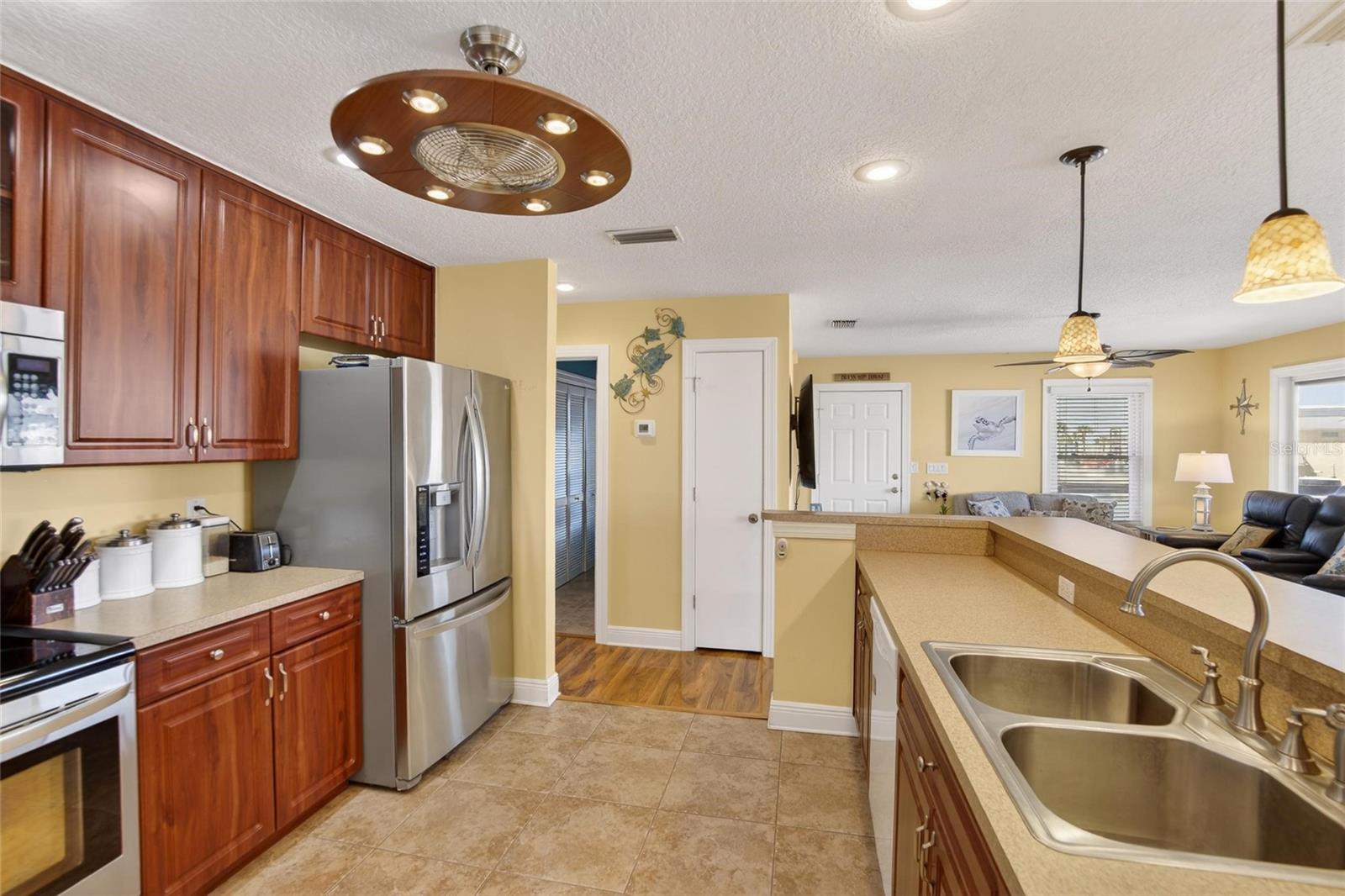 6331 LONNIE LEE LN, HUDSON, FL — photo 11