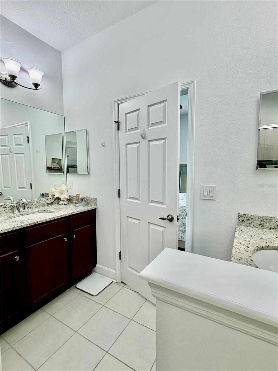 5824 CIRCA FISHHAWK BLVD, LITHIA, FL — photo 17