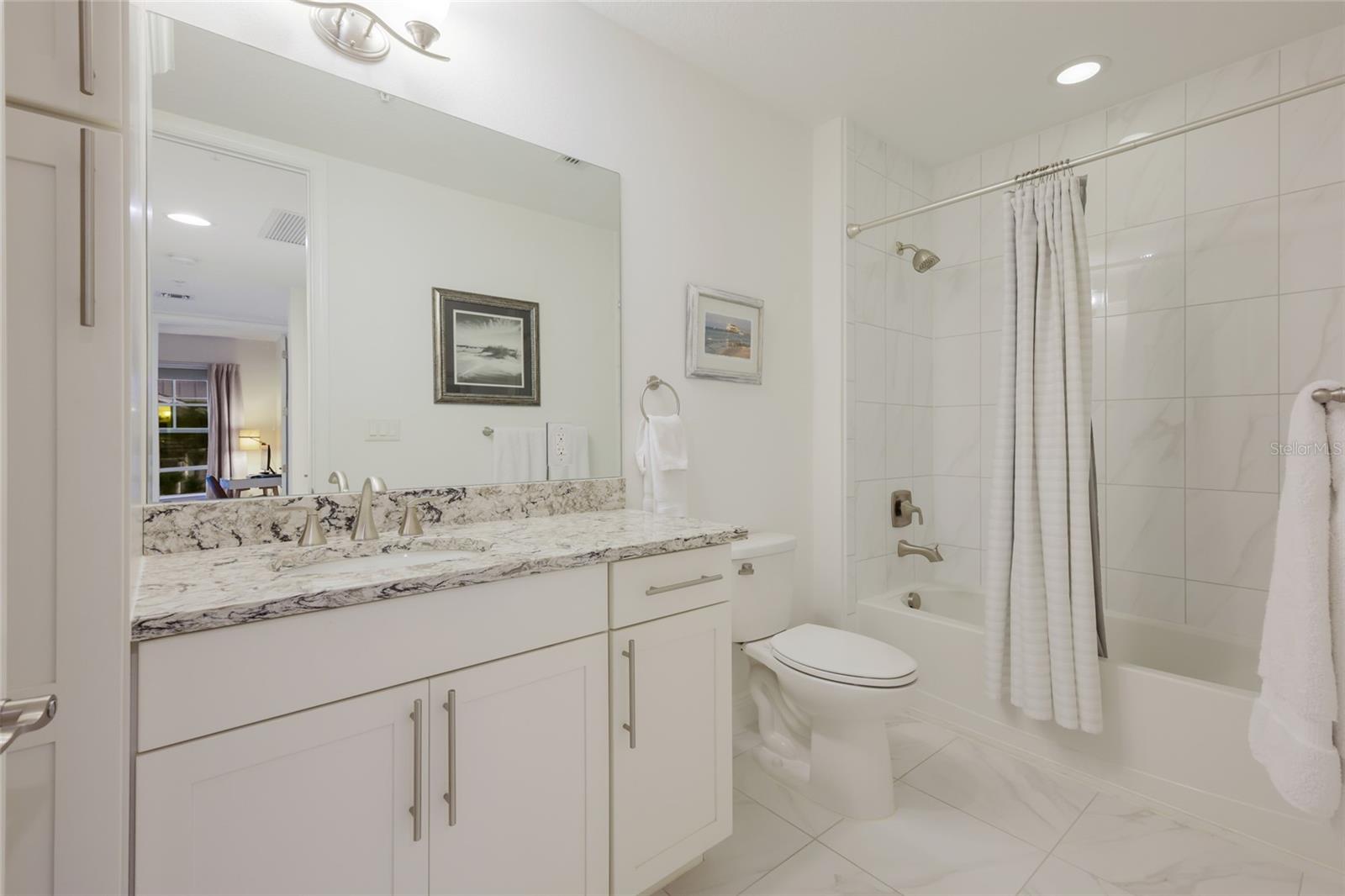 376 ARUBA CIR #203, BRADENTON, FL — photo 24