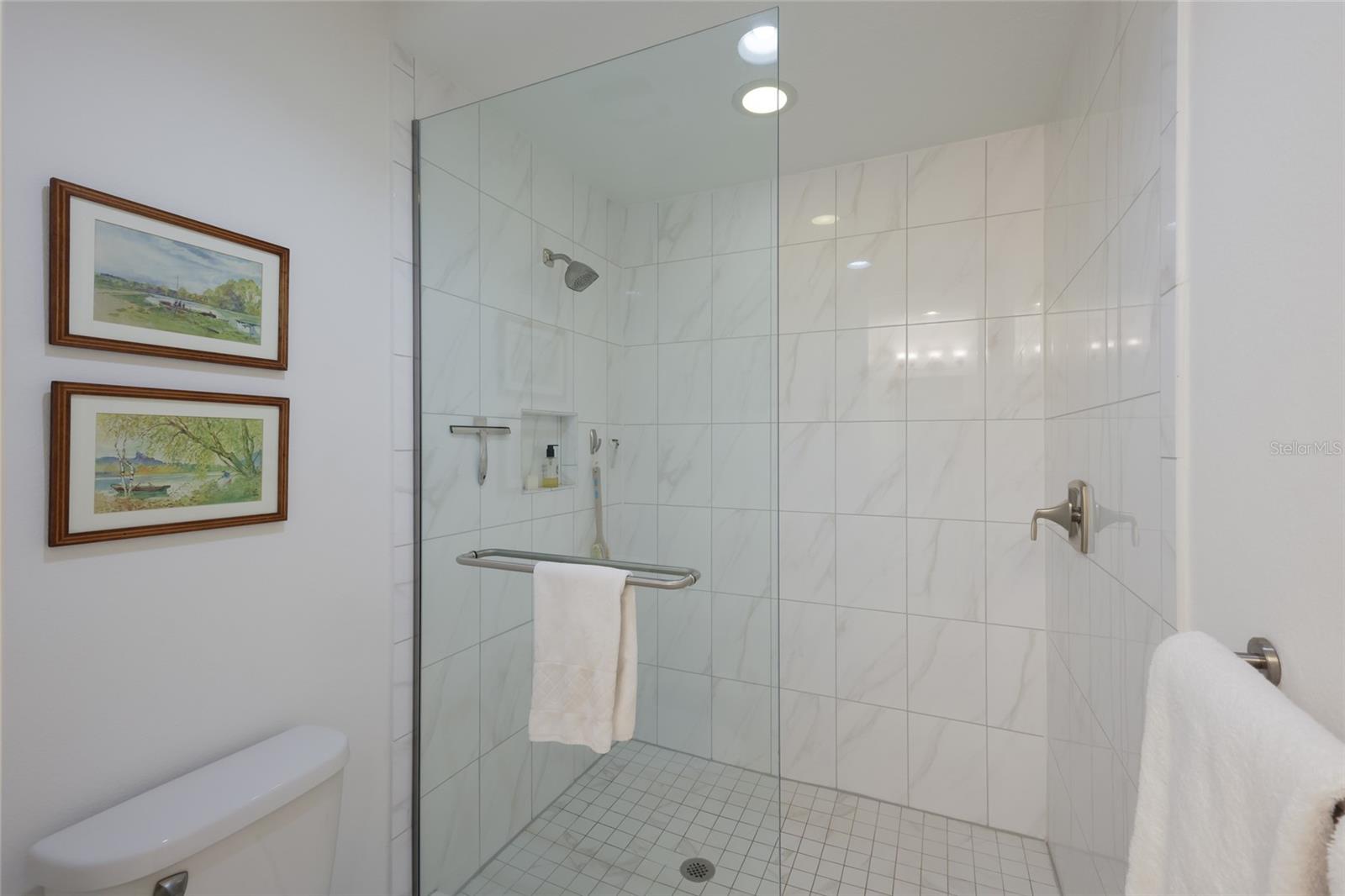 376 ARUBA CIR #203, BRADENTON, FL — photo 28