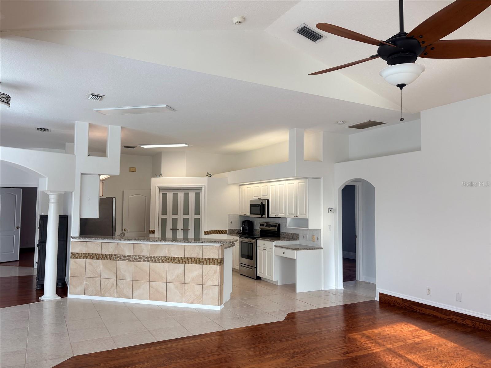 7207 39TH LN E, SARASOTA, FL — photo 11