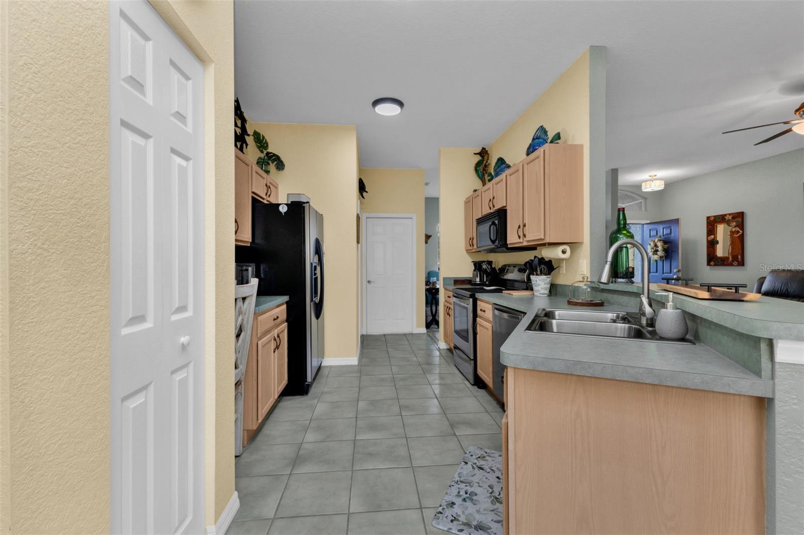 1693 PALACE CT, PUNTA GORDA, FL — photo 10