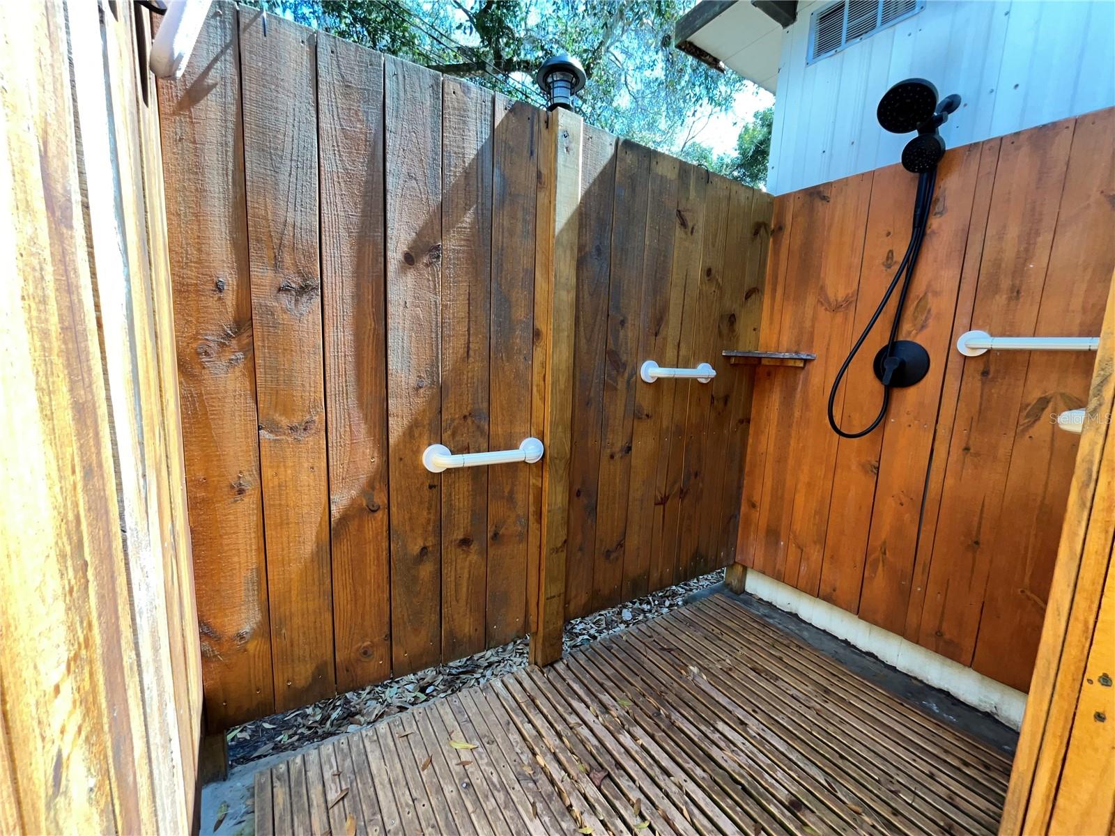 124 W PARKER AVE, BUSHNELL, FL — photo 18