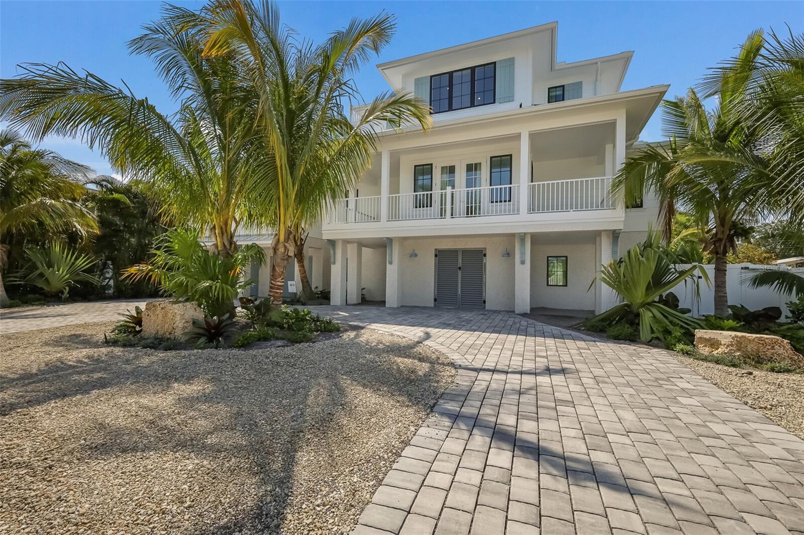 227 S HARBOR DR, HOLMES BEACH, FL — photo 6
