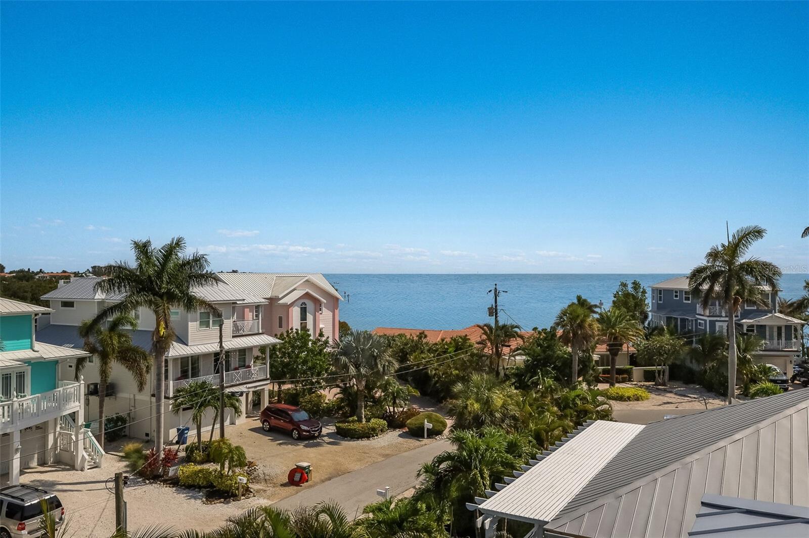 227 S HARBOR DR, HOLMES BEACH, FL — photo 9