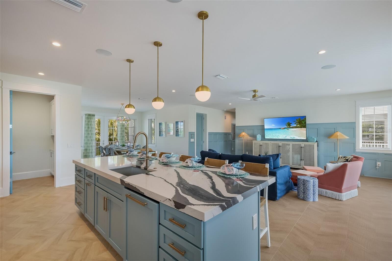 227 S HARBOR DR, HOLMES BEACH, FL — photo 22