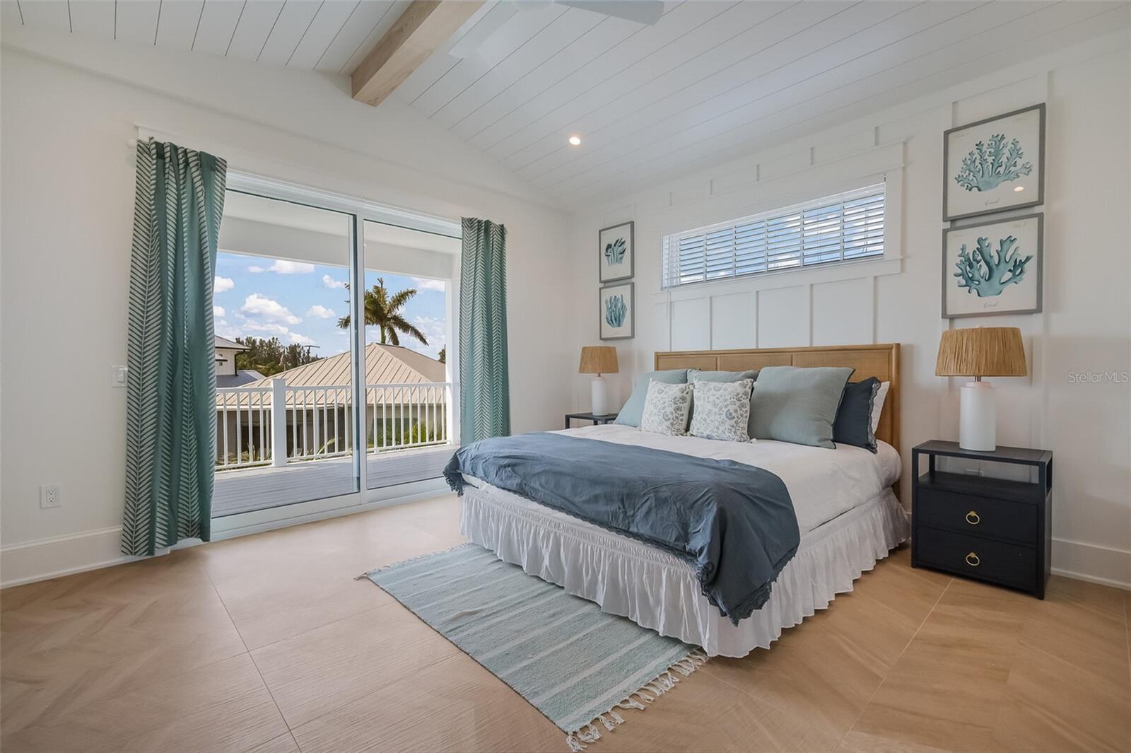 227 S HARBOR DR, HOLMES BEACH, FL — photo 38