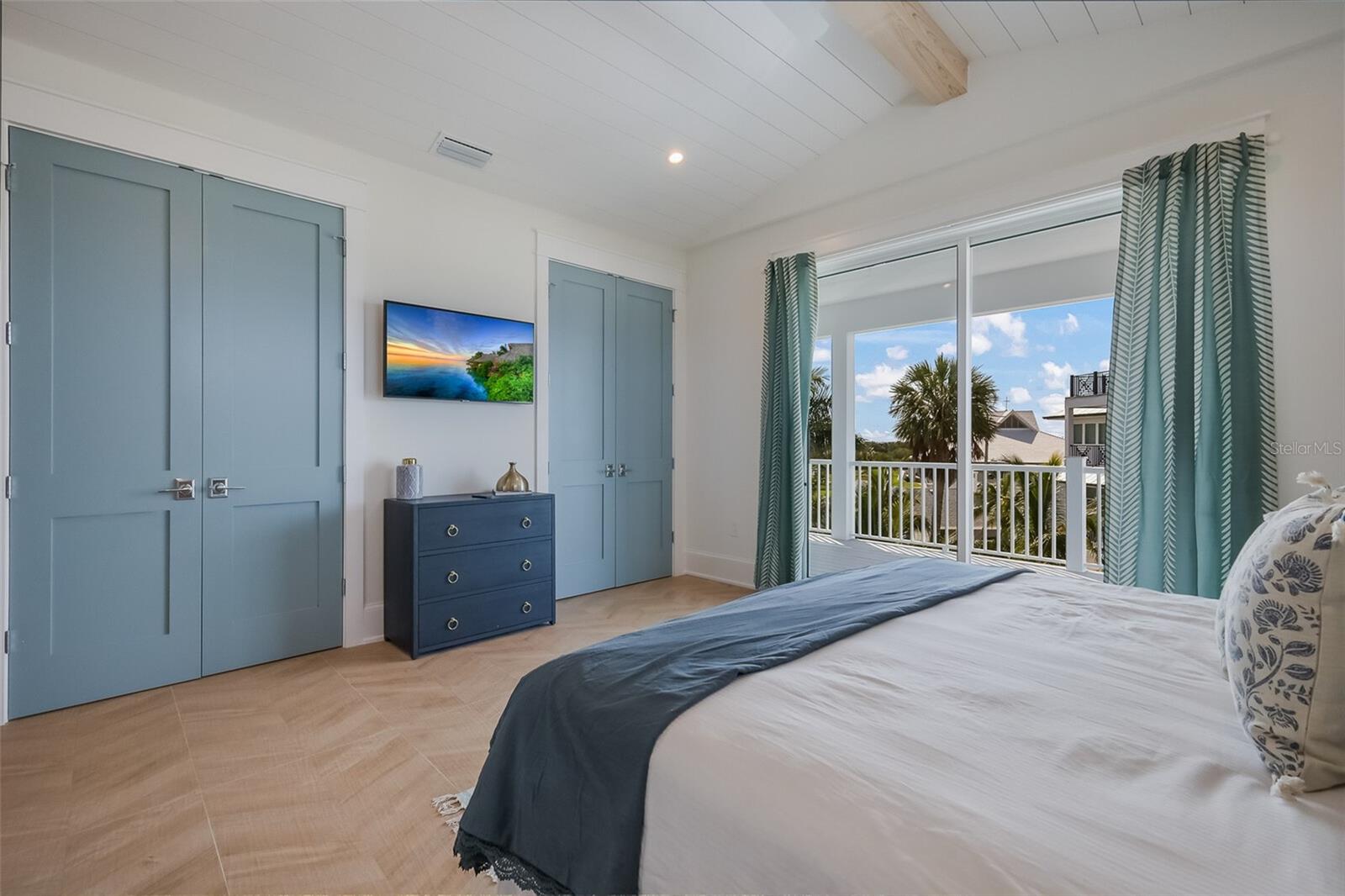 227 S HARBOR DR, HOLMES BEACH, FL — photo 39