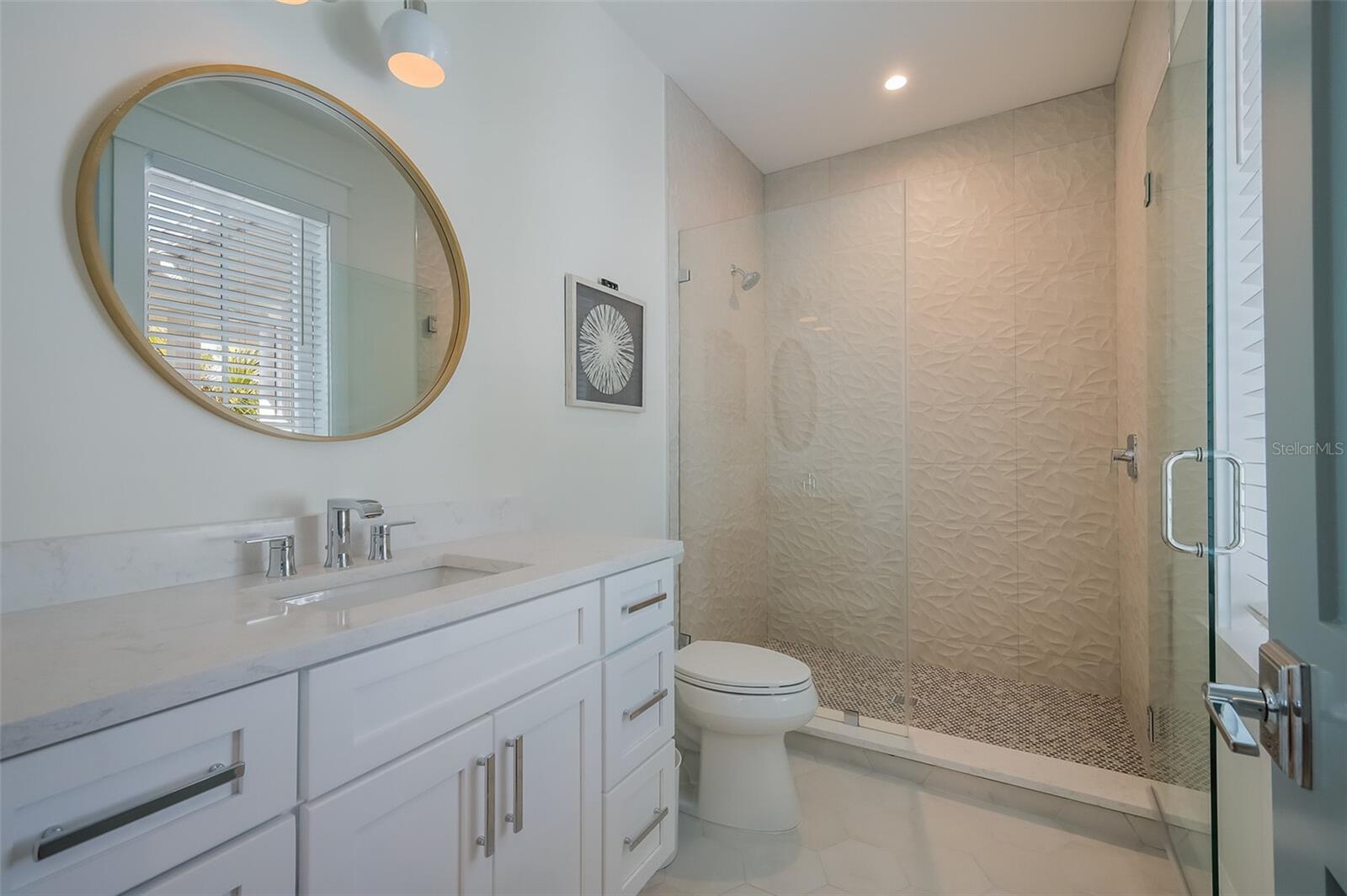227 S HARBOR DR, HOLMES BEACH, FL — photo 40