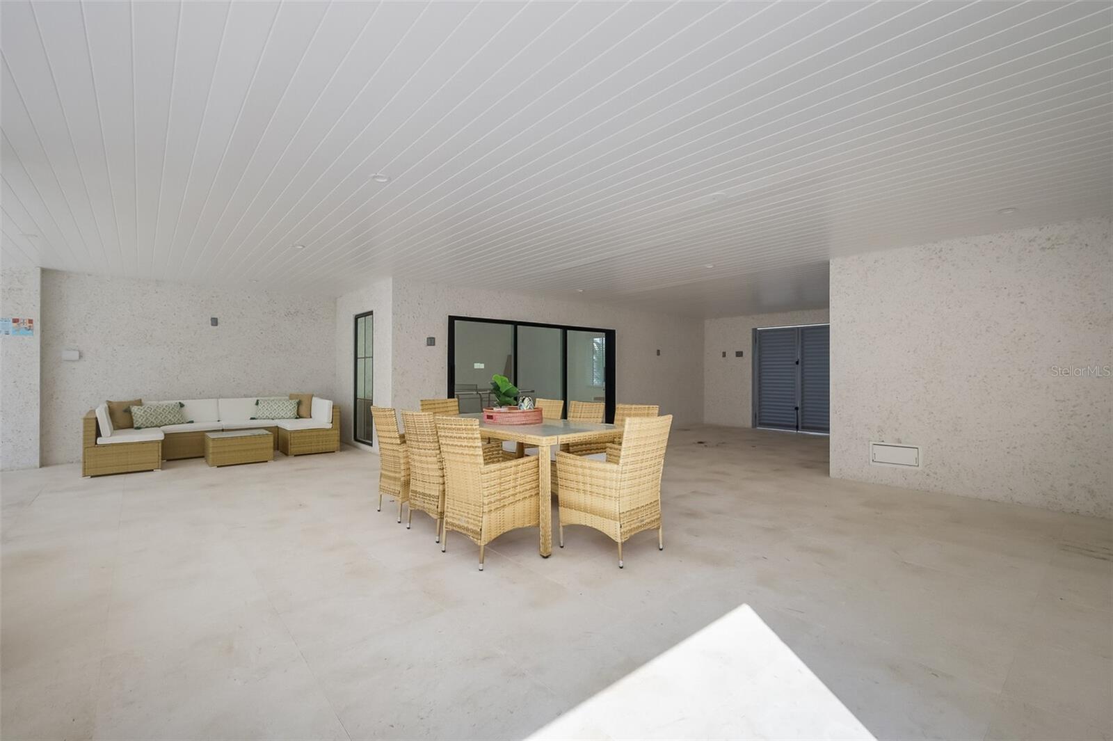 227 S HARBOR DR, HOLMES BEACH, FL — photo 47