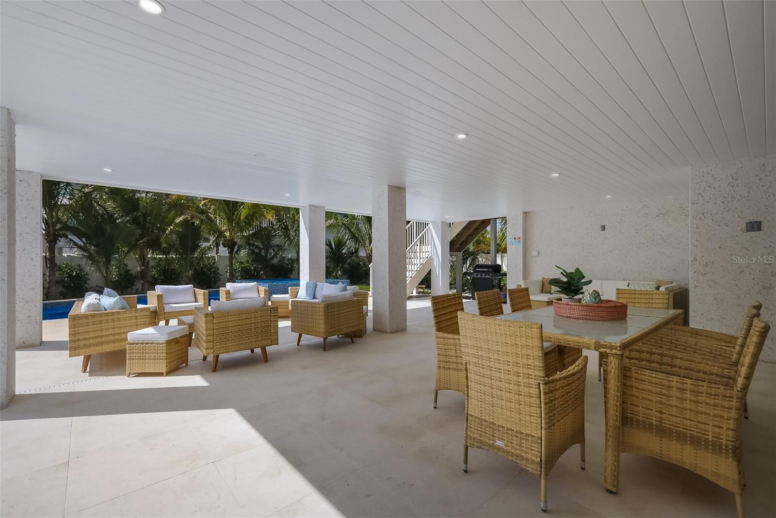 227 S HARBOR DR, HOLMES BEACH, FL — photo 50