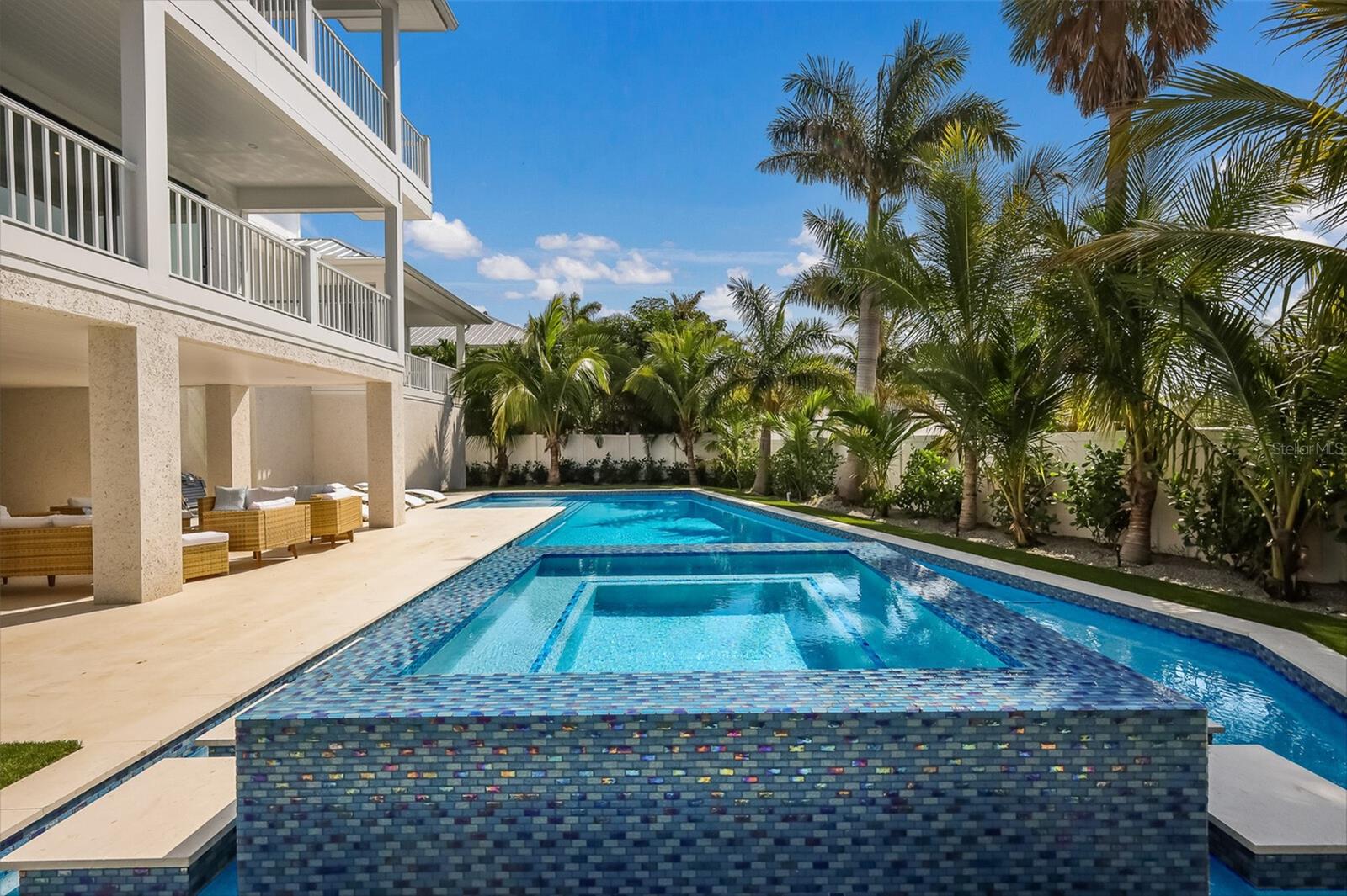 227 S HARBOR DR, HOLMES BEACH, FL — photo 54