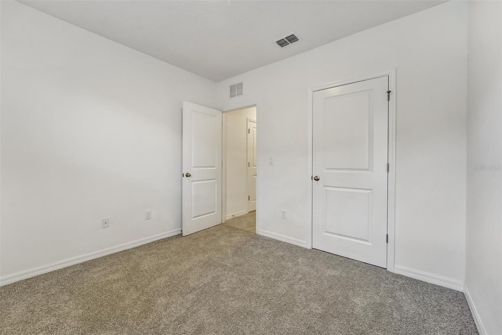 6785 BRANHAM MILL CT, ZEPHYRHILLS, FL — photo 16