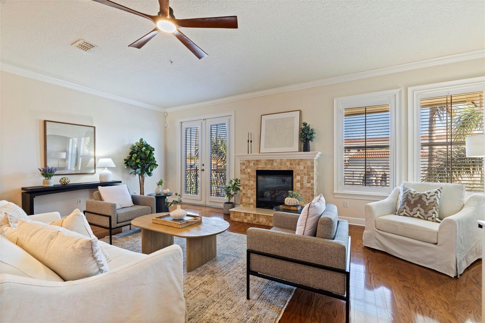 114 E DAVIS BLVD #4, TAMPA, FL — photo 4
