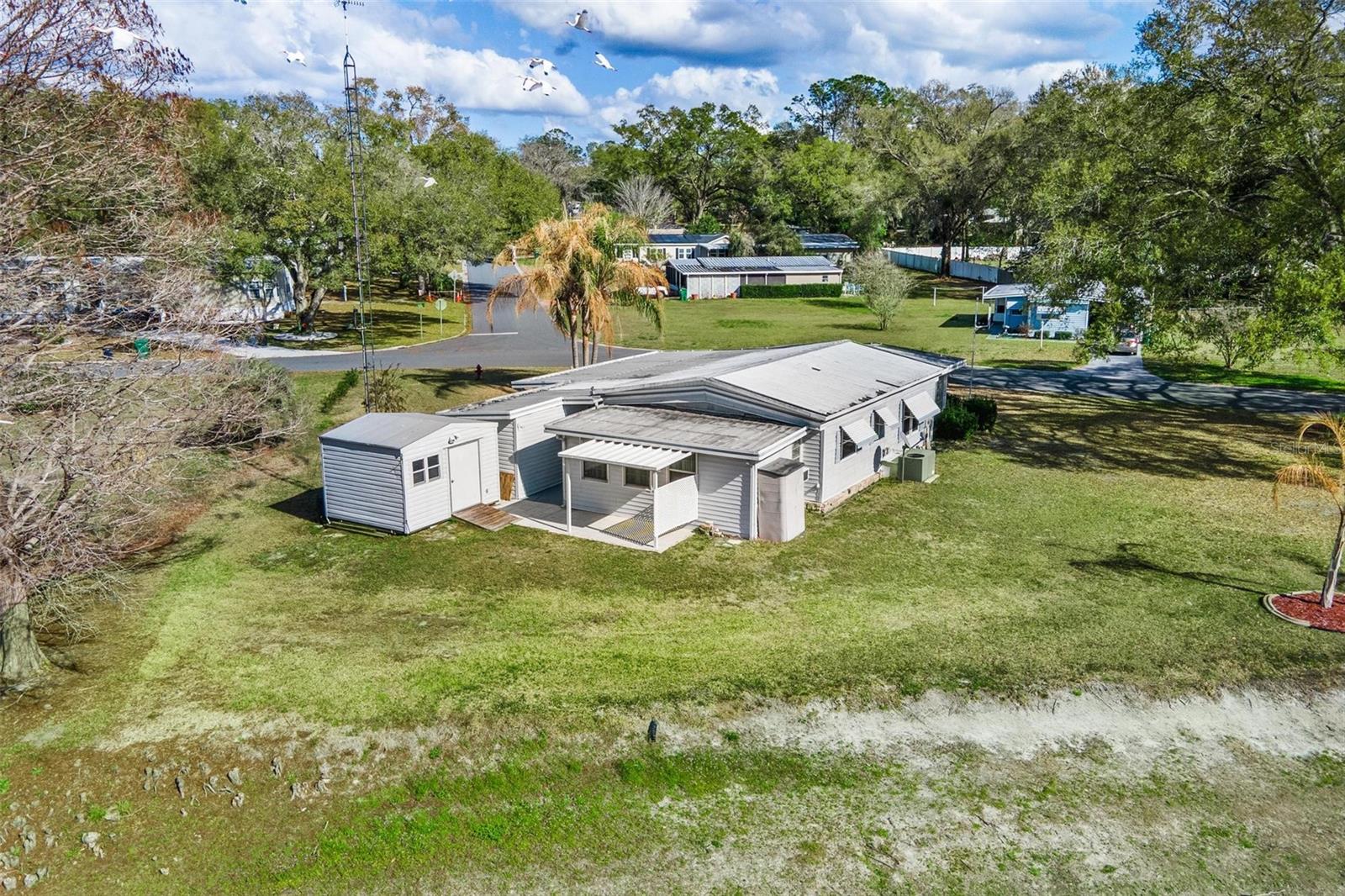 304 IVANHOE CIR, LADY LAKE, FL — photo 94