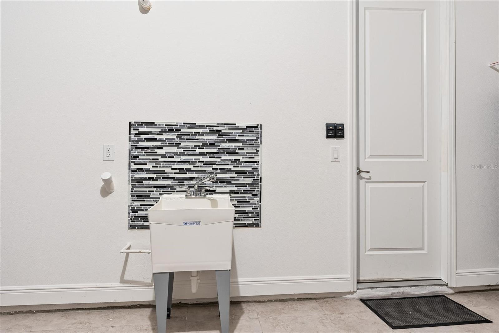 9218 HOLLISTON CREEK PL, WINTER GARDEN, FL — photo 54