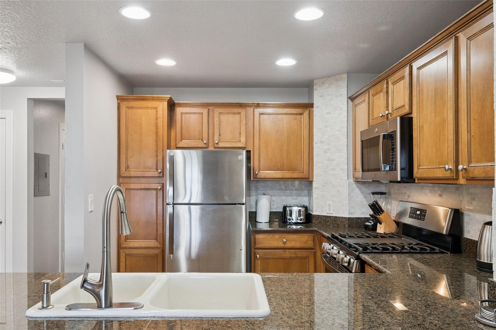7655 HERITAGE CROSSING WAY #201, REUNION, FL — photo 14