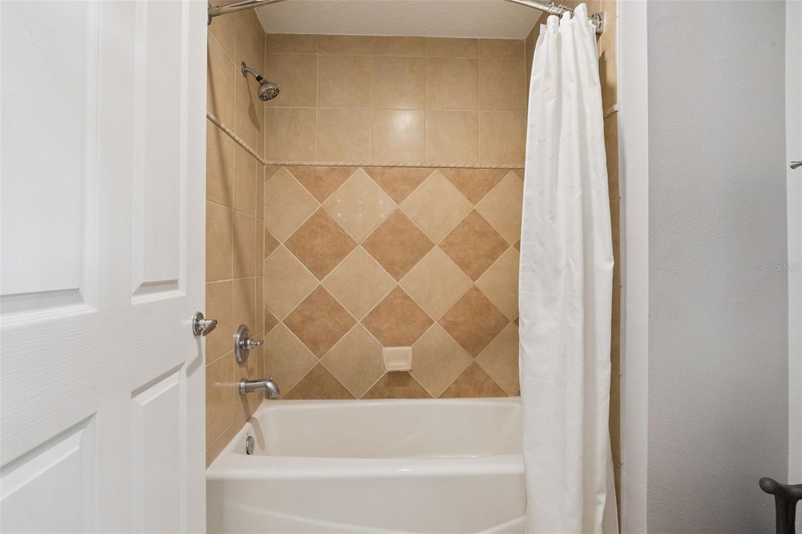 7655 HERITAGE CROSSING WAY #201, REUNION, FL — photo 29