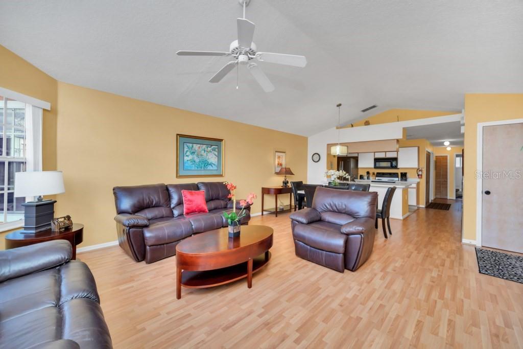 3139 BRITANNIA BLVD #C, KISSIMMEE, FL — photo 2