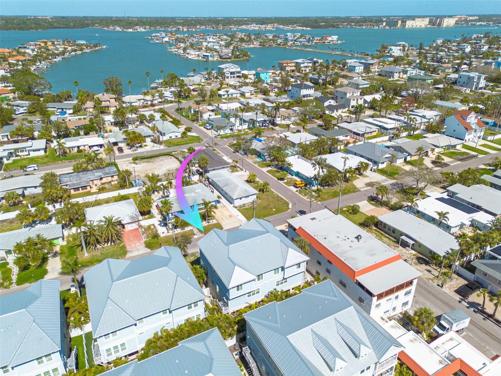 16306 1ST ST E, REDINGTON BEACH, FL — photo 4