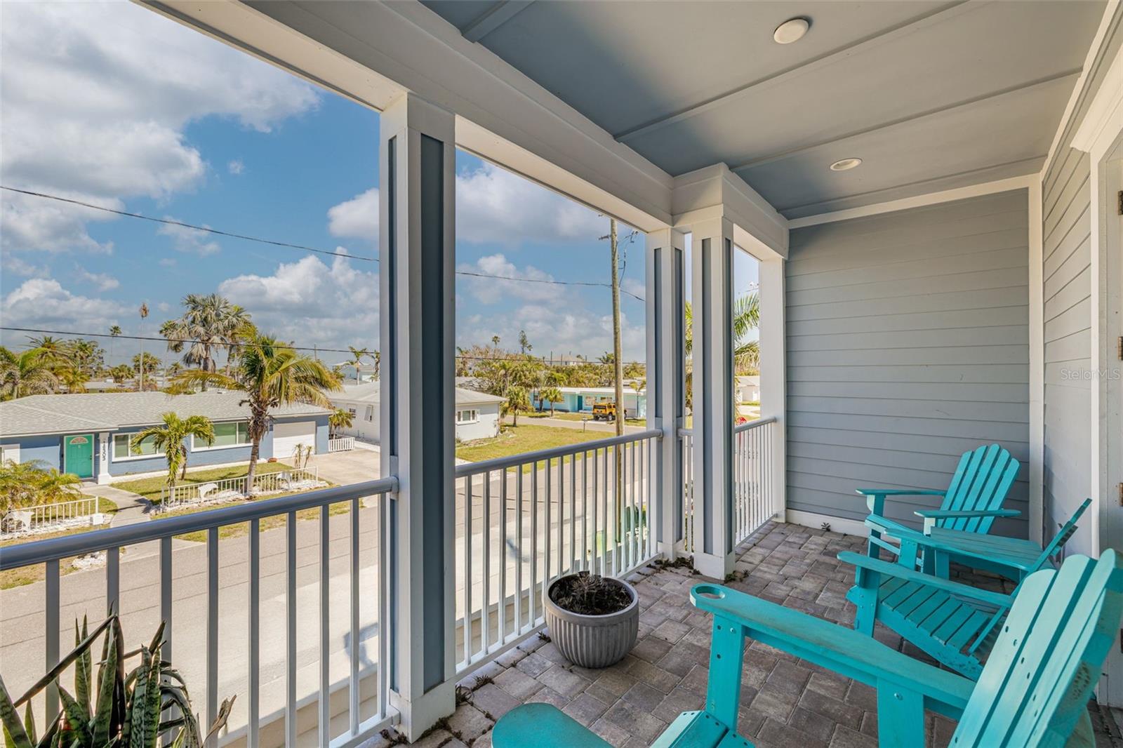 16306 1ST ST E, REDINGTON BEACH, FL — photo 20