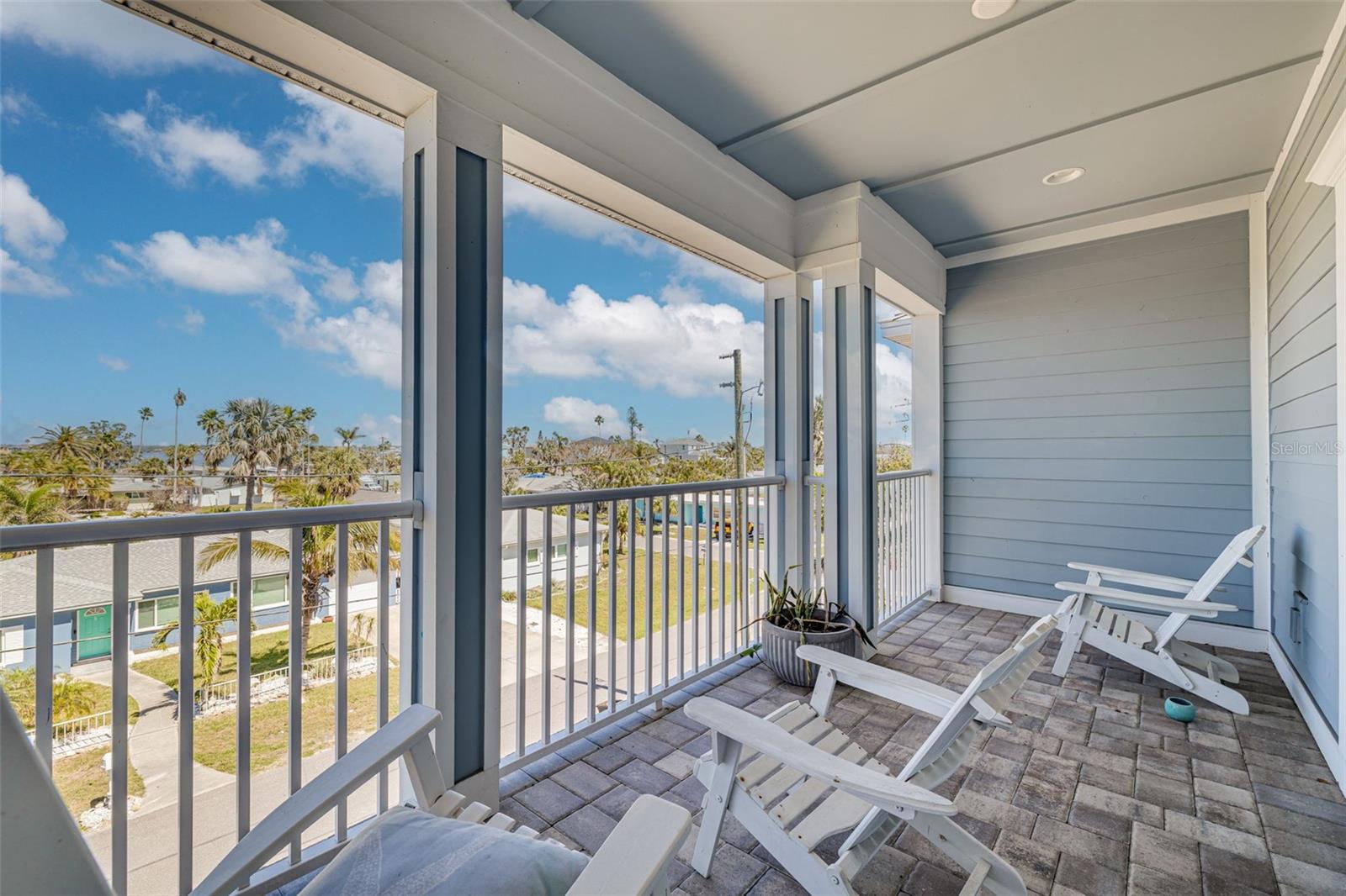 16306 1ST ST E, REDINGTON BEACH, FL — photo 24