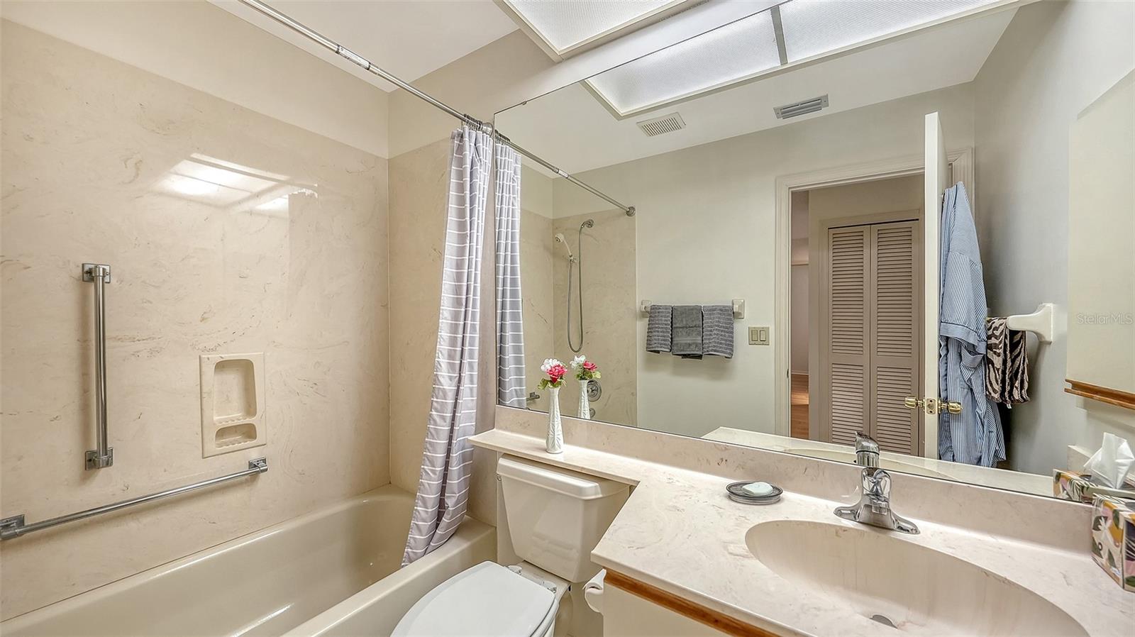 5521 CHANTECLAIRE #21, SARASOTA, FL — photo 31