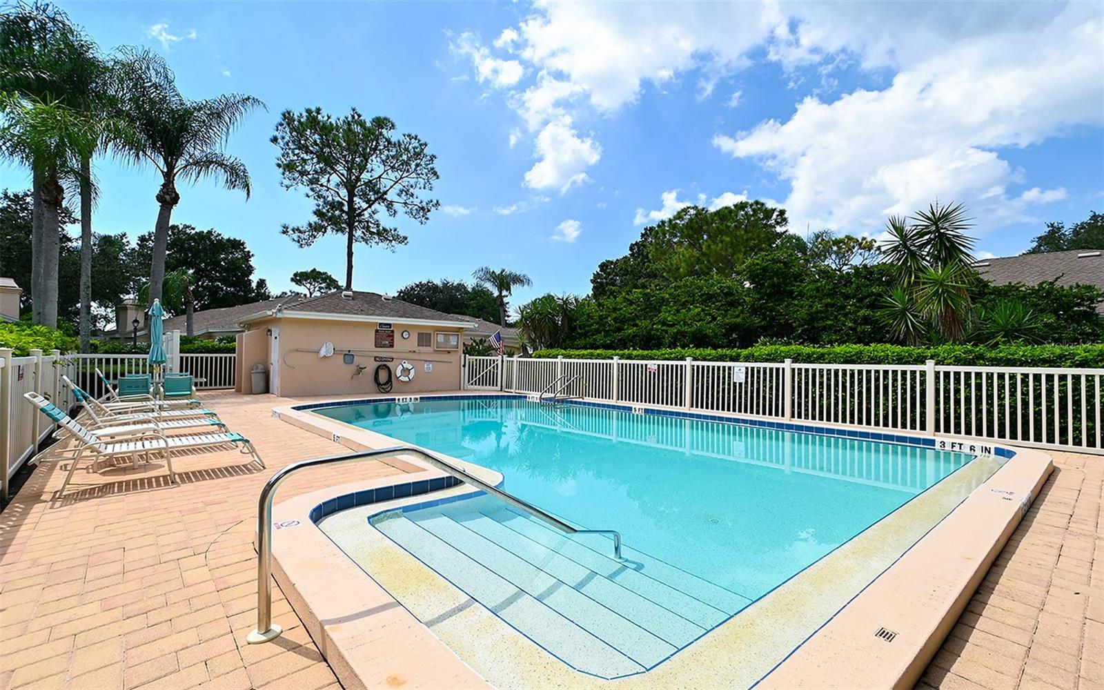 5521 CHANTECLAIRE #21, SARASOTA, FL — photo 39