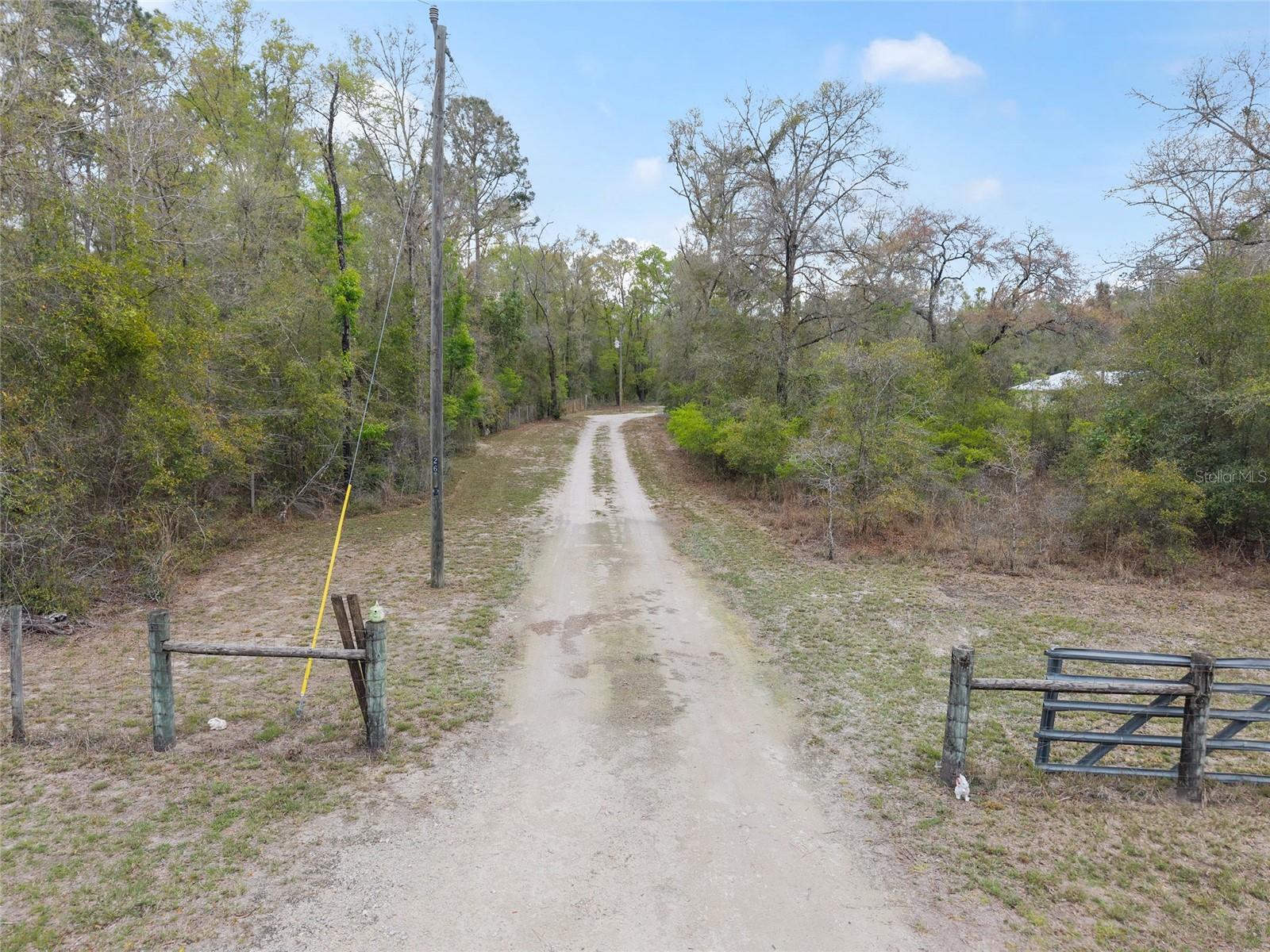 2610 NE 80TH AVE, HIGH SPRINGS, FL — photo 42