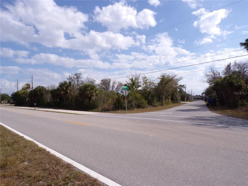 14589 KEYSTONE BLVD, PORT CHARLOTTE, FL