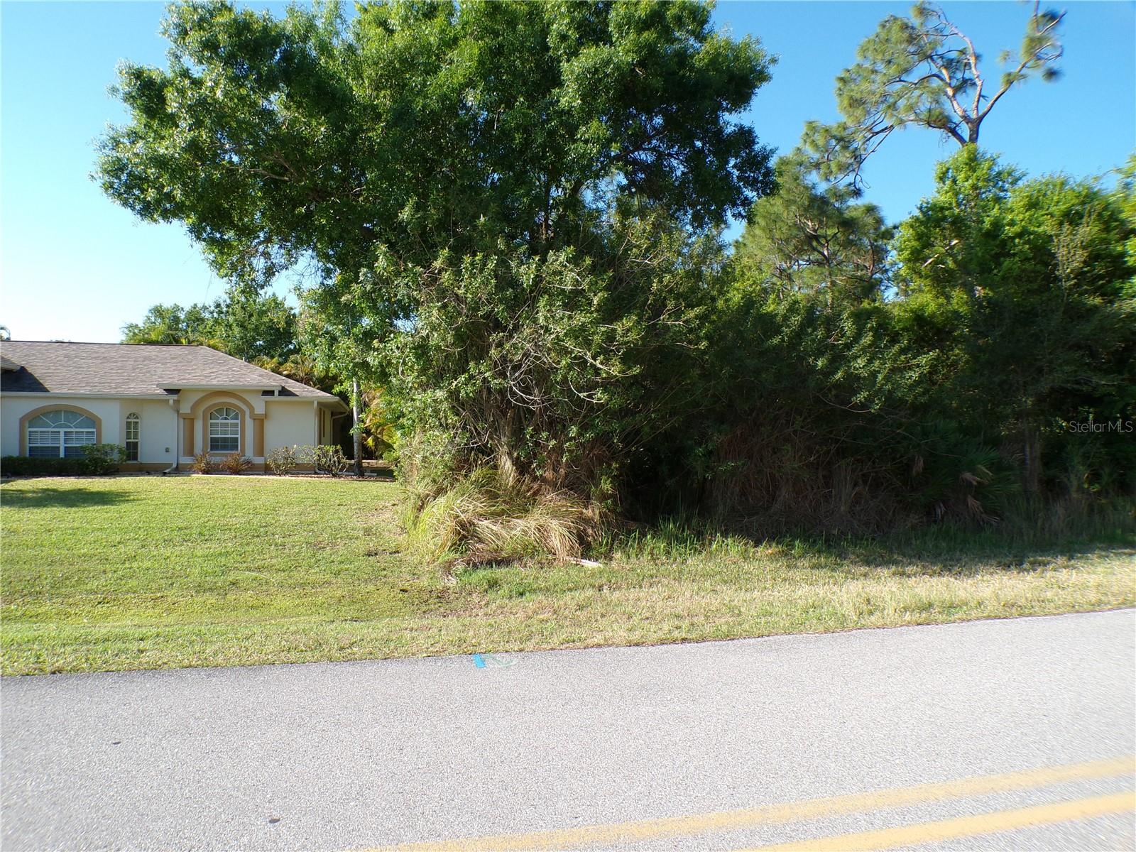 25161 AYSEN DR, PUNTA GORDA, FL — photo 2