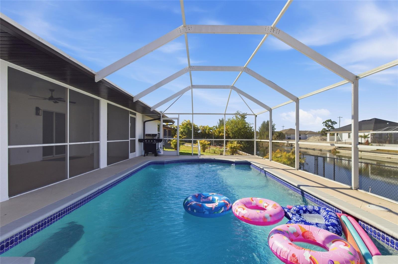 619 SW 26TH TER, CAPE CORAL, FL — photo 2