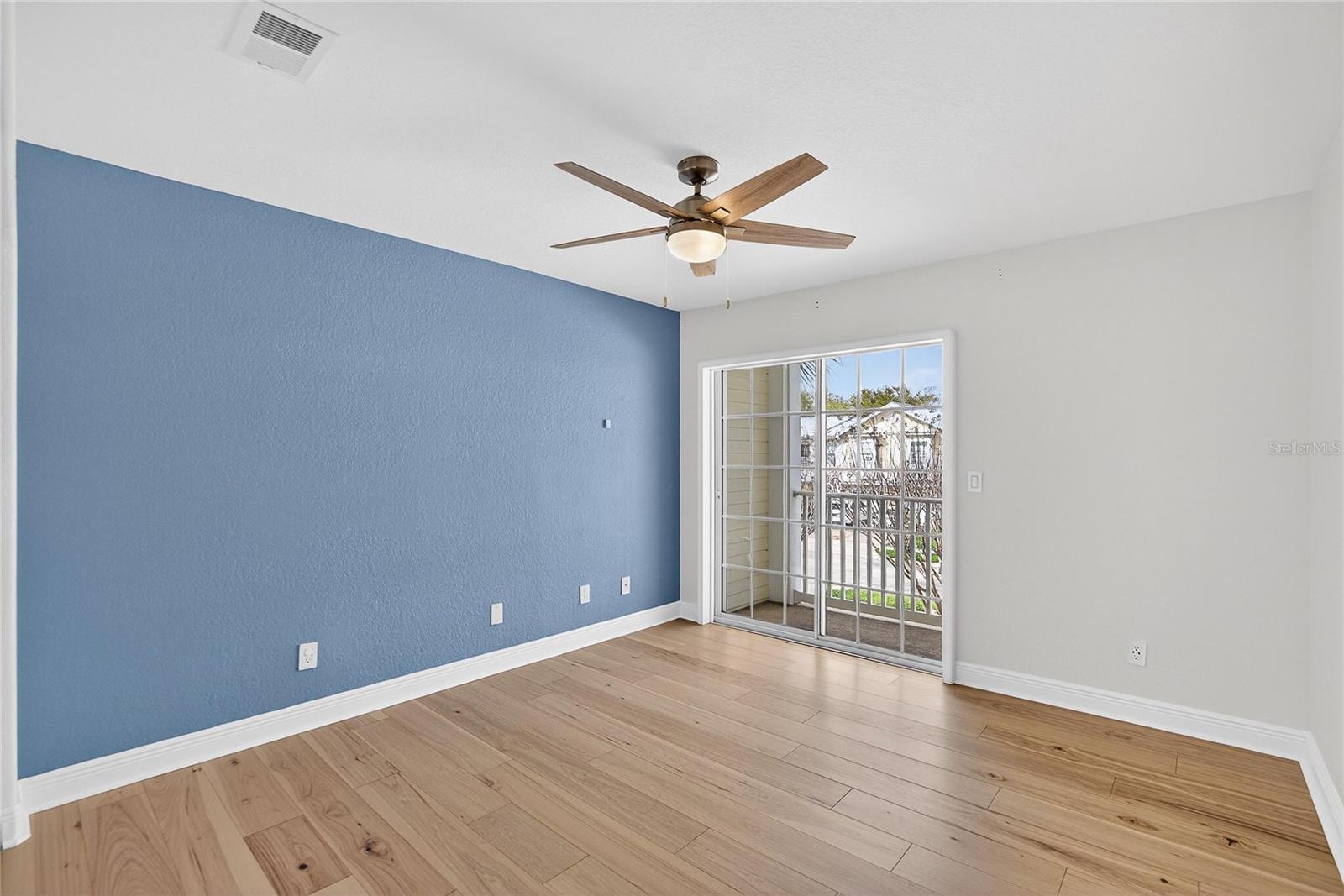 918 WOODBRIDGE CT, SAFETY HARBOR, FL — photo 42