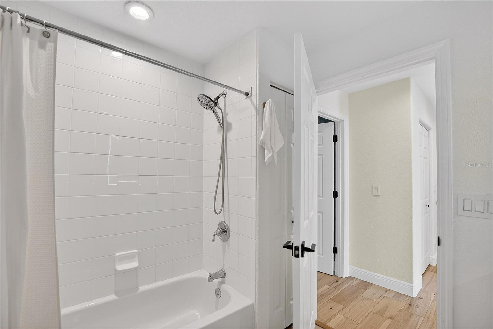 918 WOODBRIDGE CT, SAFETY HARBOR, FL — photo 49