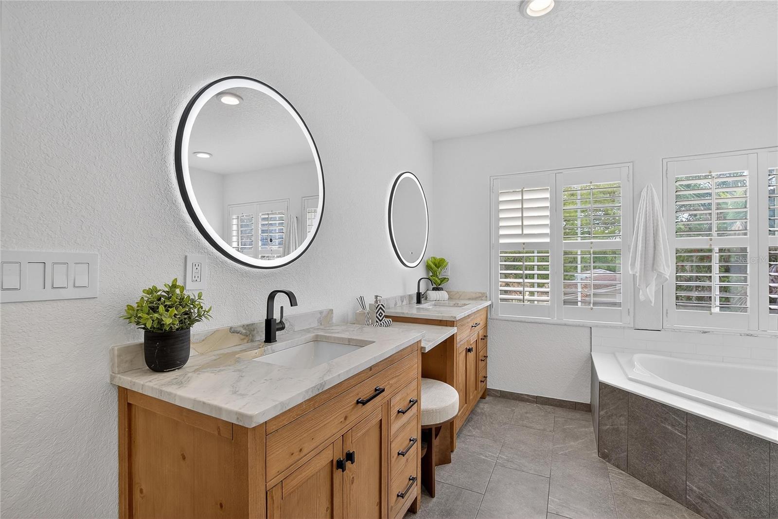 918 WOODBRIDGE CT, SAFETY HARBOR, FL — photo 36