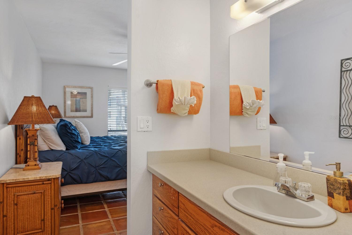6157 MIDNIGHT PASS RD #E22, SARASOTA, FL — photo 19