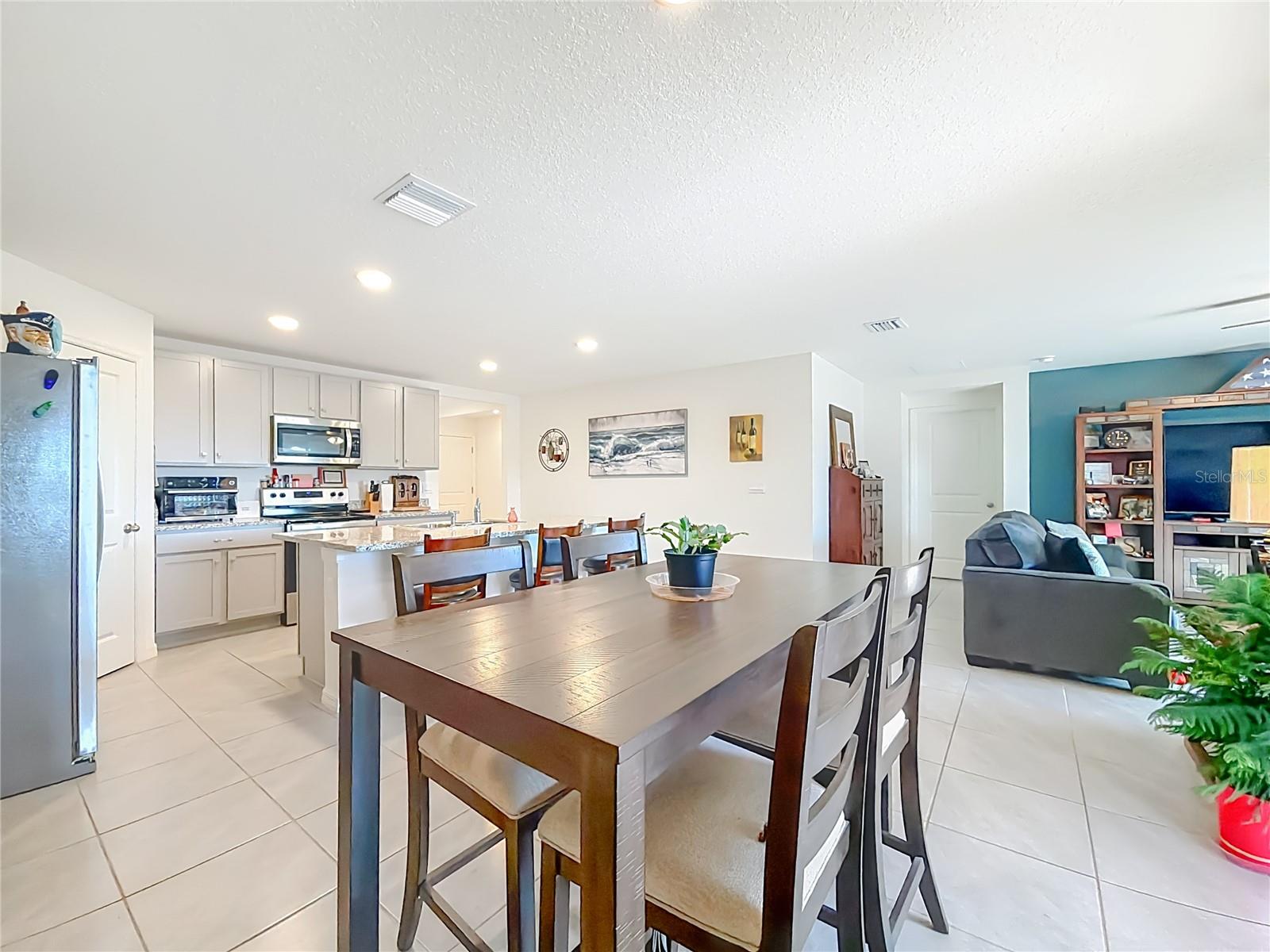 662 W FAIRWAYS VIEW DR, BEVERLY HILLS, FL — photo 14