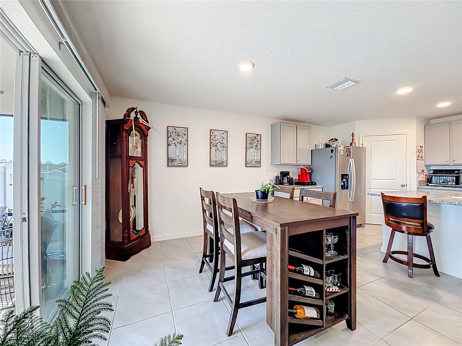 662 W FAIRWAYS VIEW DR, BEVERLY HILLS, FL — photo 16