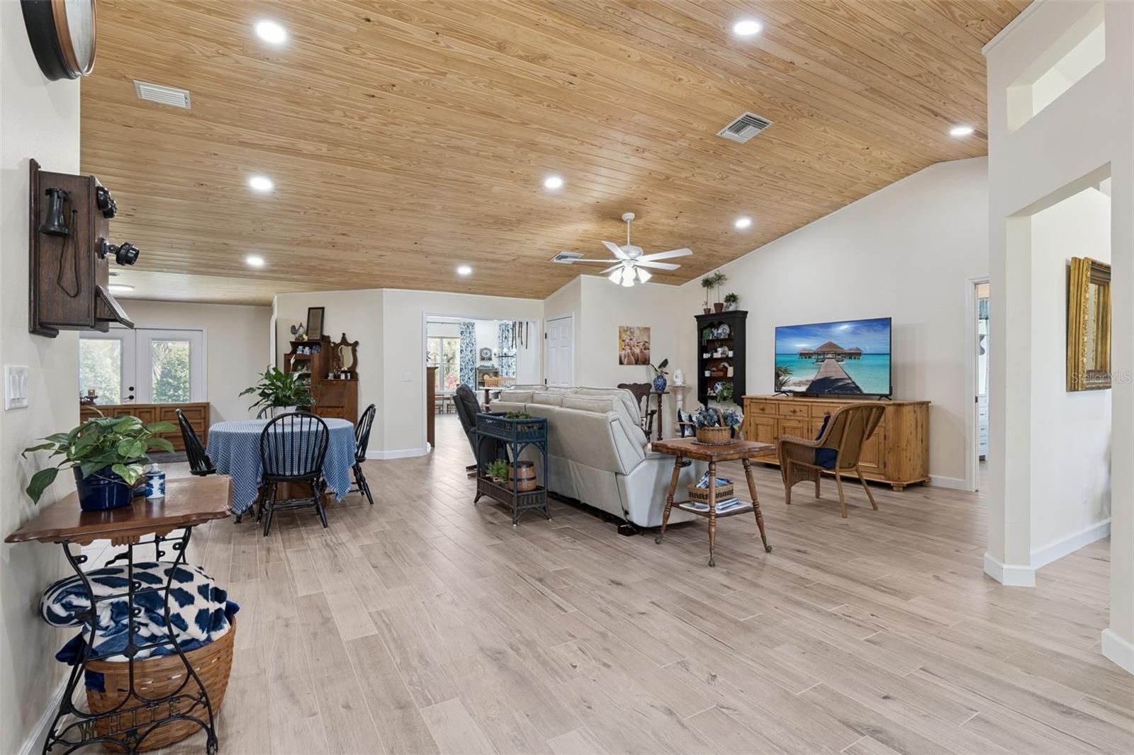 37008 FORESTDEL DR, EUSTIS, FL — photo 28
