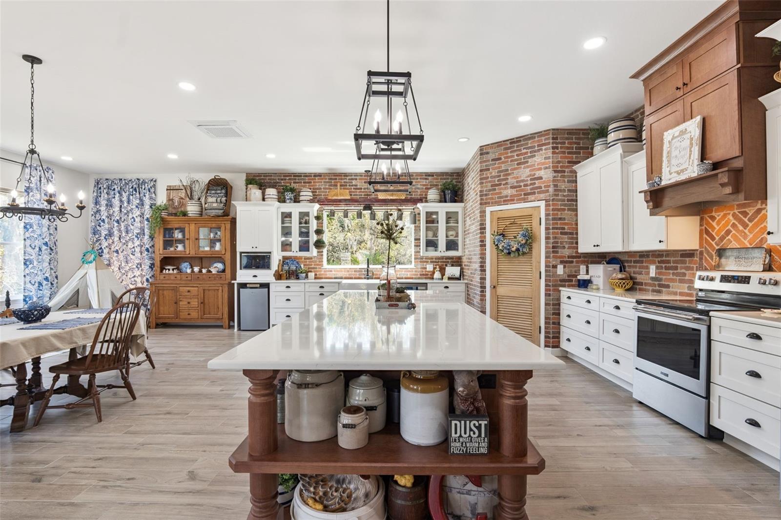 37008 FORESTDEL DR, EUSTIS, FL — photo 11