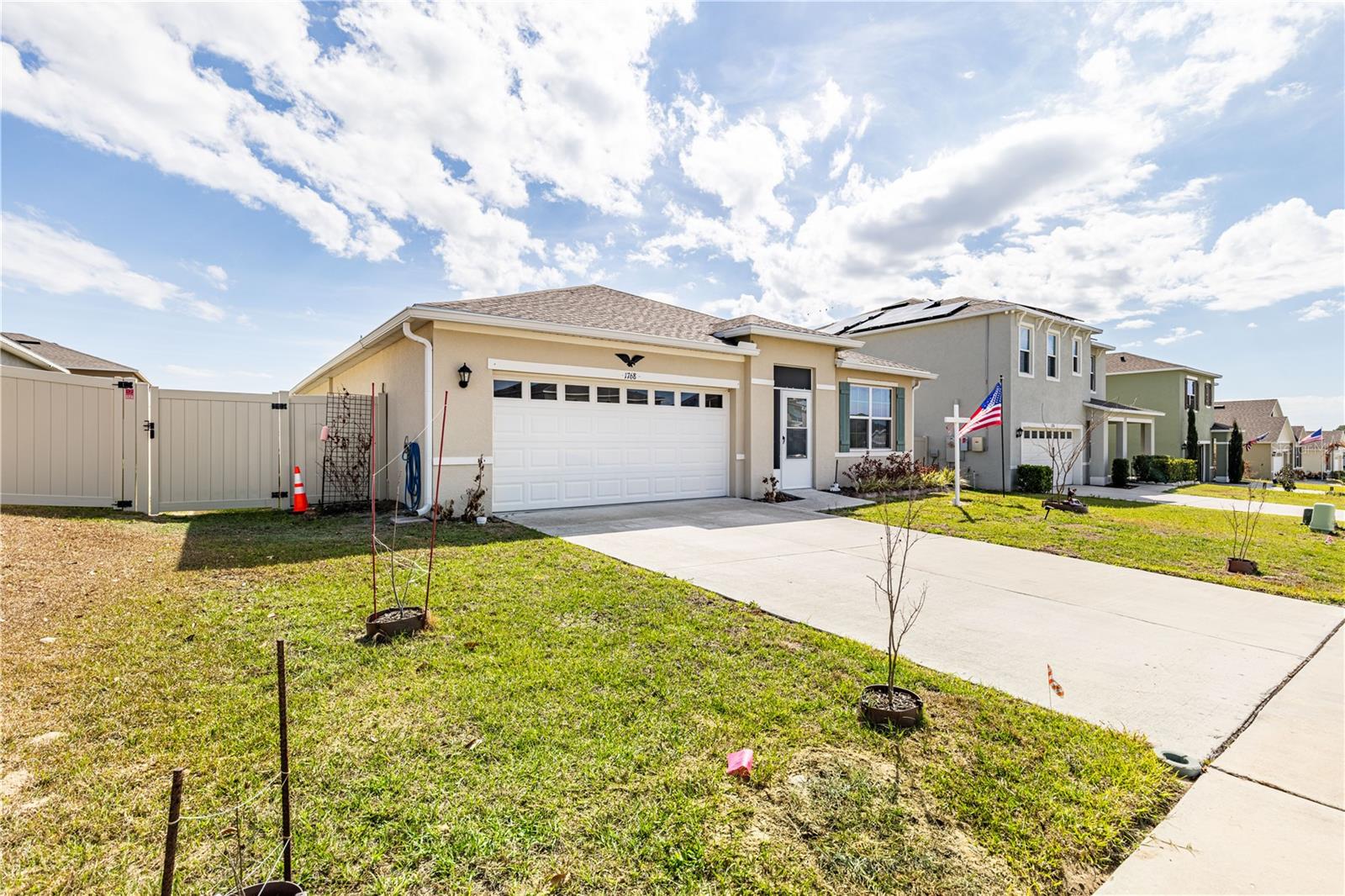 1768 HENIN CIR, TAVARES, FL — photo 5