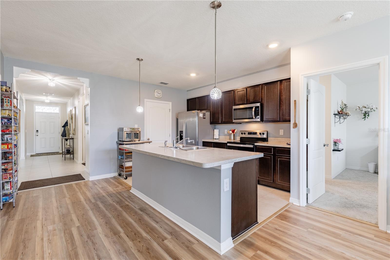 1768 HENIN CIR, TAVARES, FL — photo 12