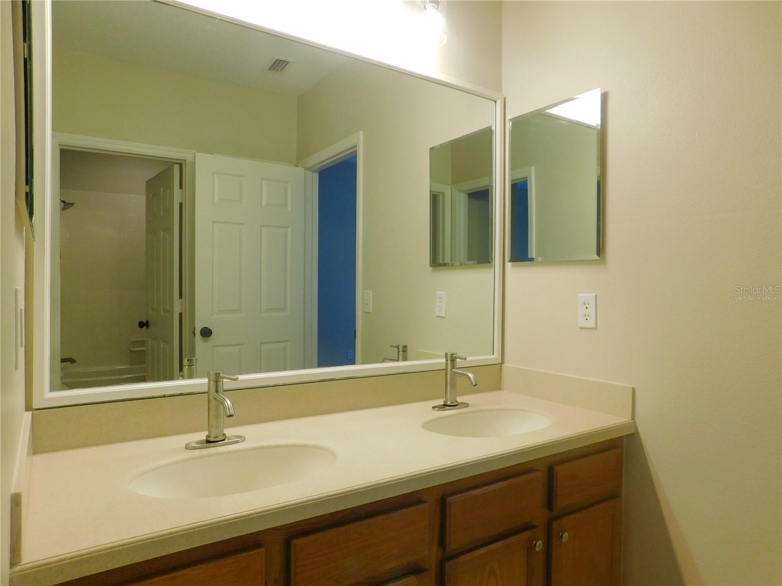 12902 CATTAIL SHORE LN, RIVERVIEW, FL — photo 35