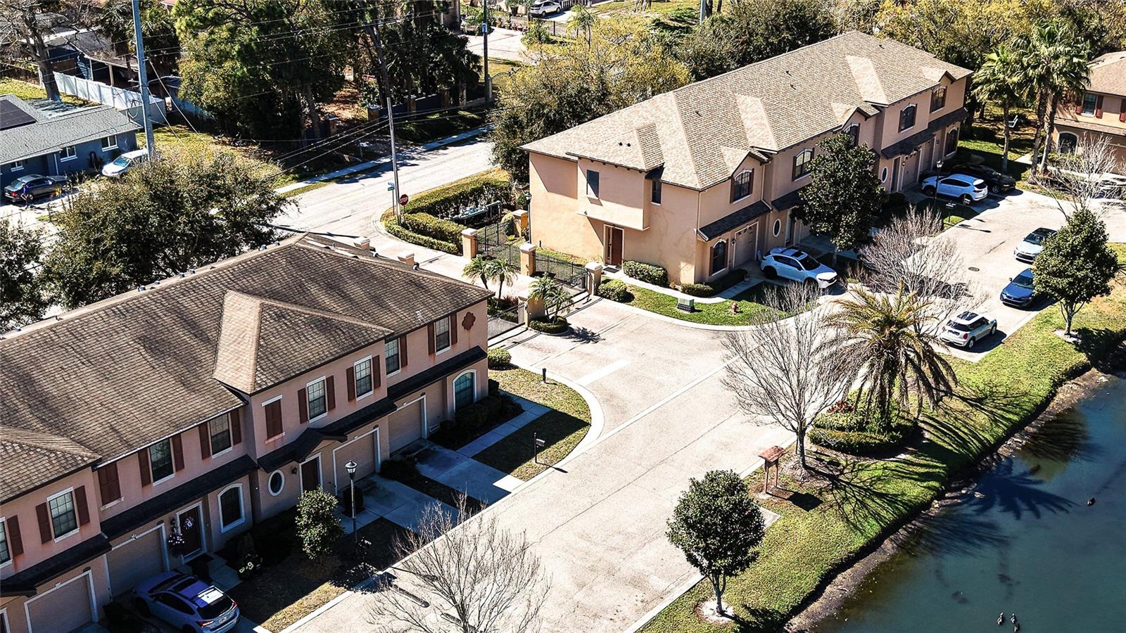 10235 VILLA PALAZZO CT, TAMPA, FL — photo 47