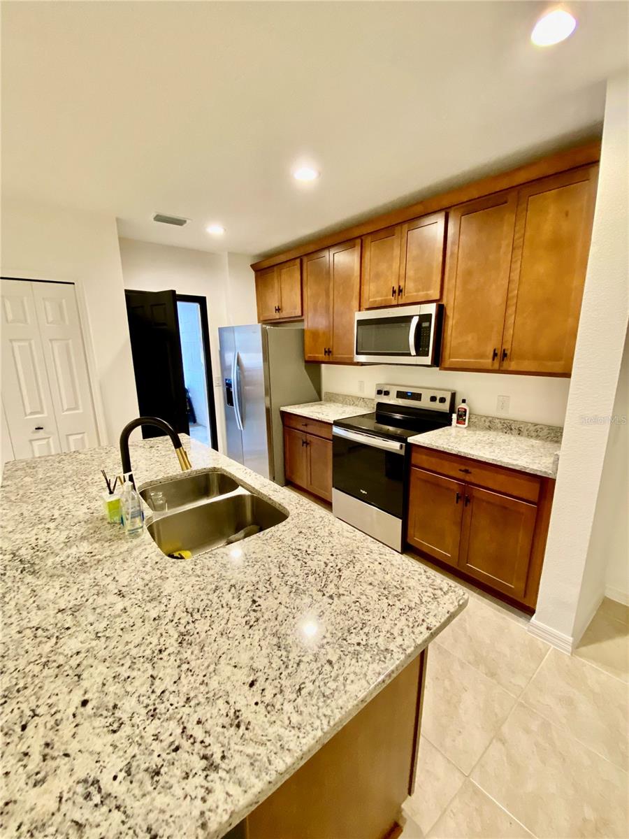 182 GLASS ONION DR, HOWEY IN THE HILLS, FL — photo 14