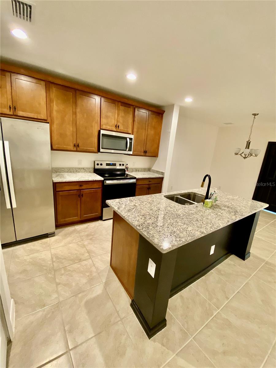 182 GLASS ONION DR, HOWEY IN THE HILLS, FL — photo 16