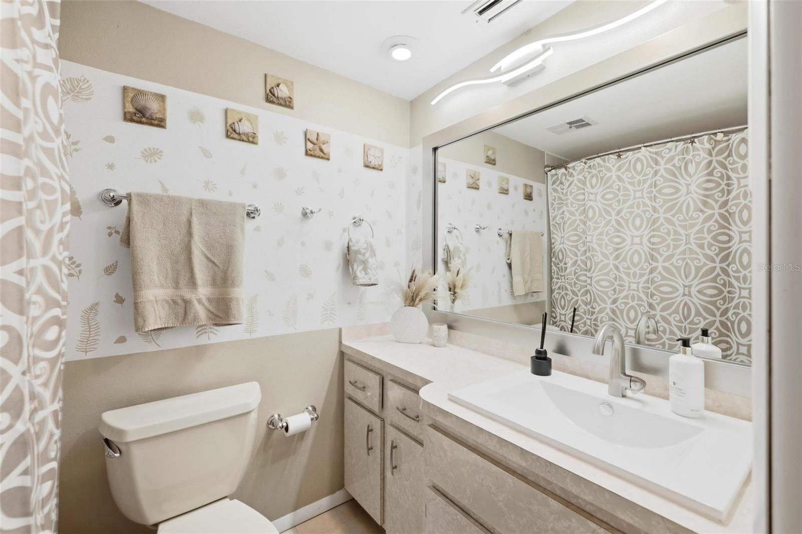 1433 MEDITERRANEAN DR #E, PUNTA GORDA, FL — photo 38