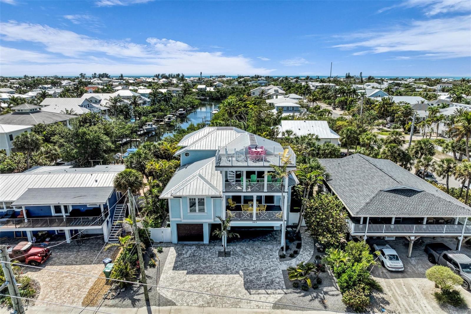 303 S BAY BLVD, ANNA MARIA, FL — photo 2